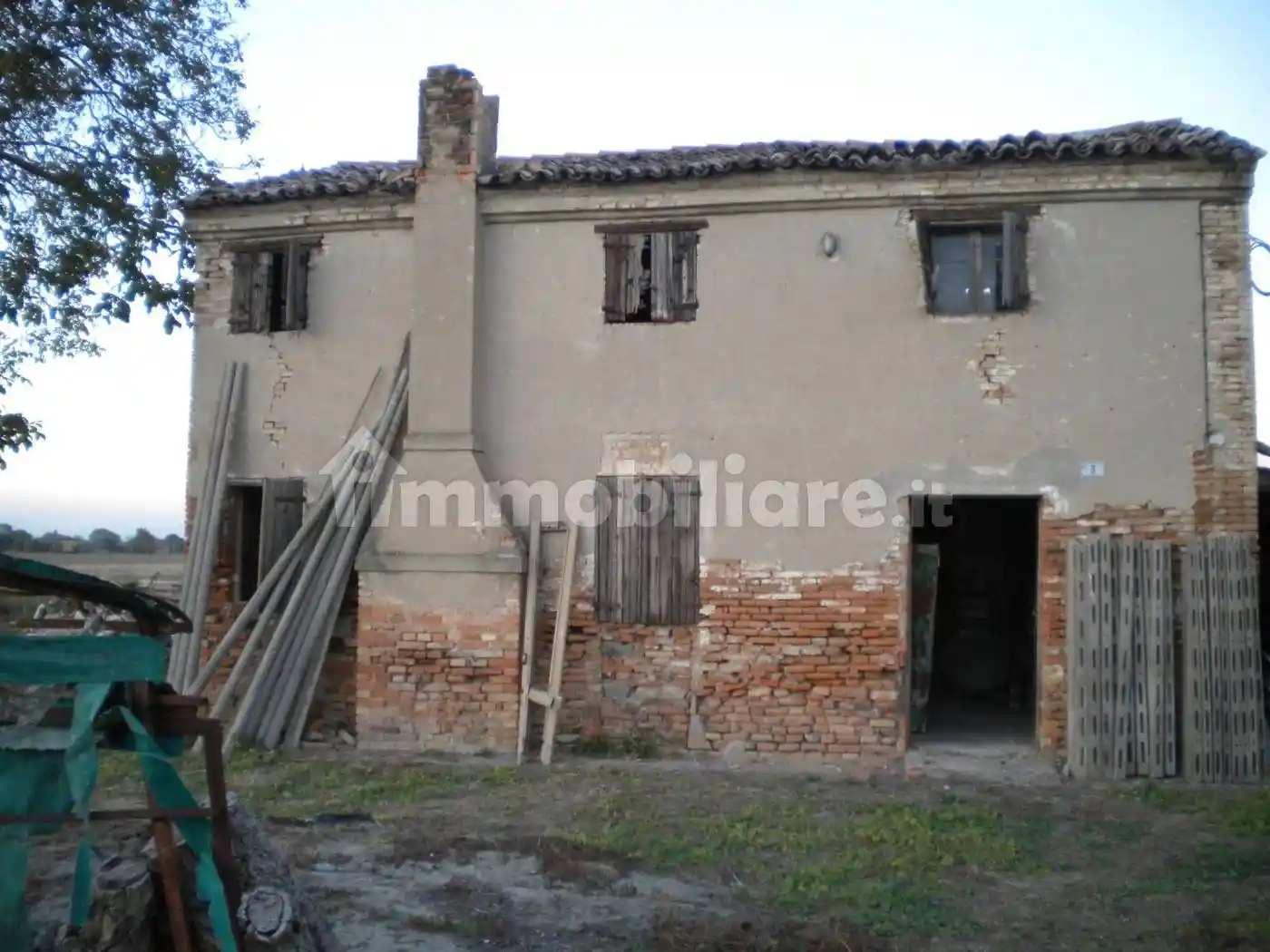 Palazzo - Edificio in vendita a Sant'Urbano