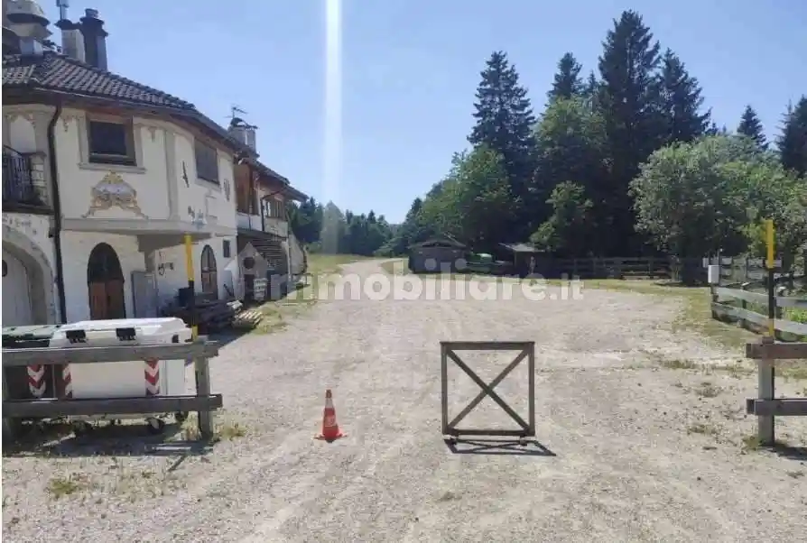 Casa indipendente all'asta, Folgaria - foto 2