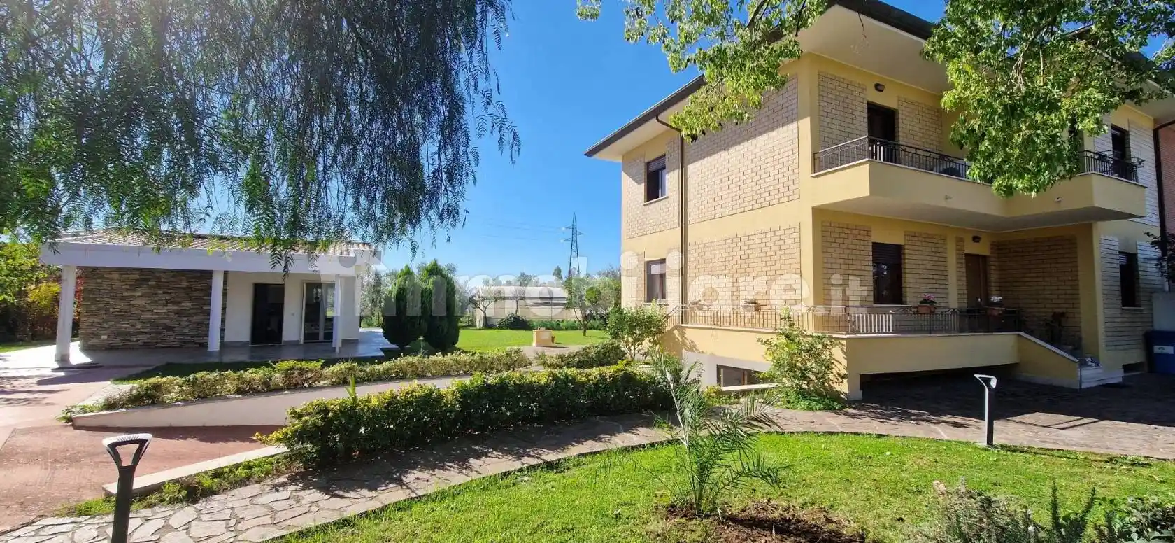 Villa bifamiliare, ottimo stato, 345 m², Gionchetto, Latina - foto 2