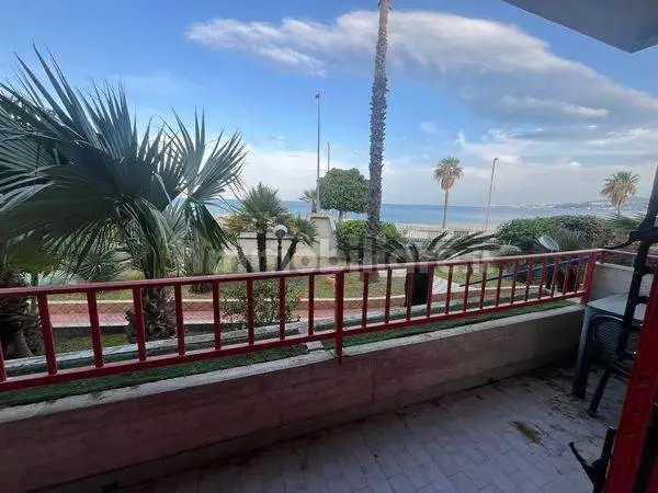 Appartamento in affitto a Montauro