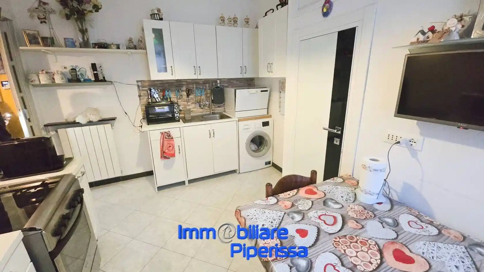 Bilocale via Giuseppe Ratti 4, Dinegro, Genova - foto 4