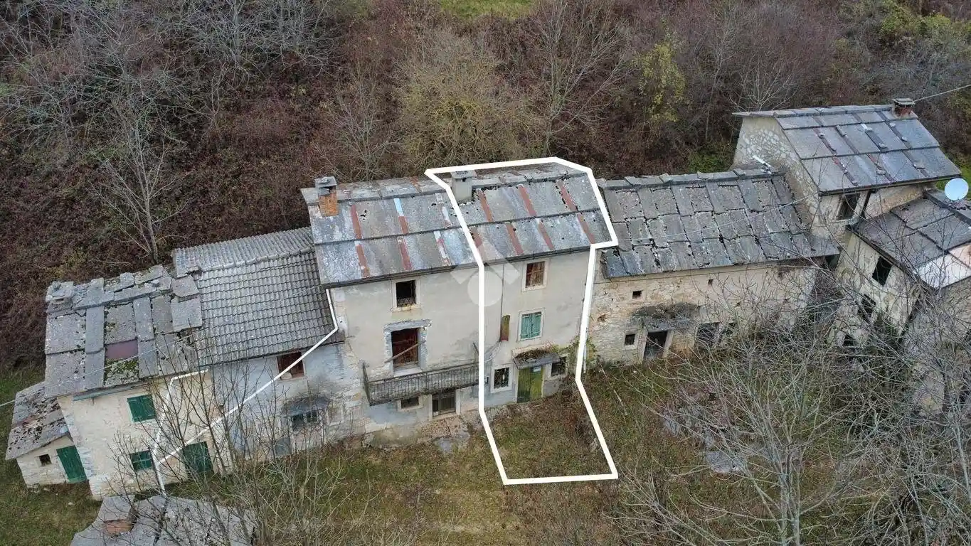 Rustico - Casale in vendita a Bosco Chiesanuova