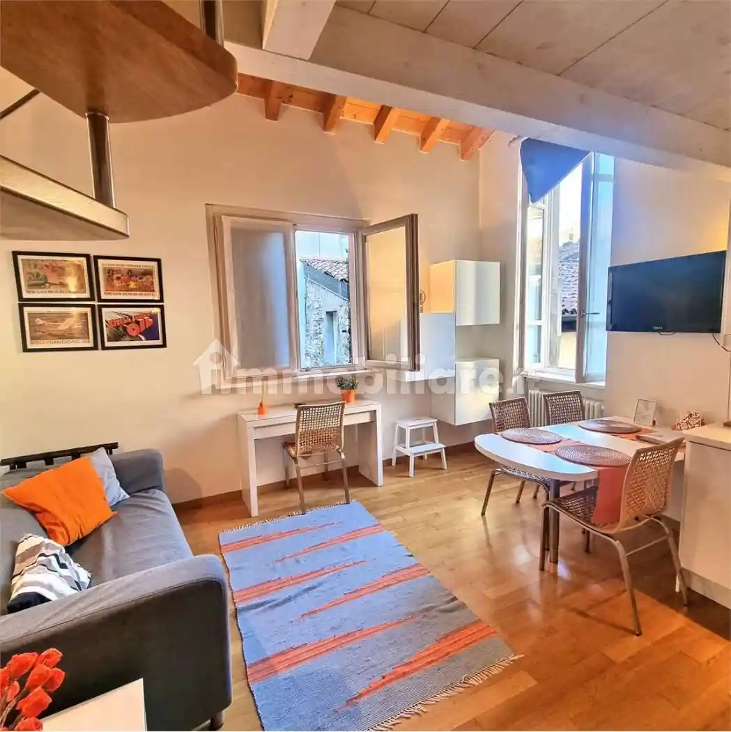 Appartamento in affitto a Como