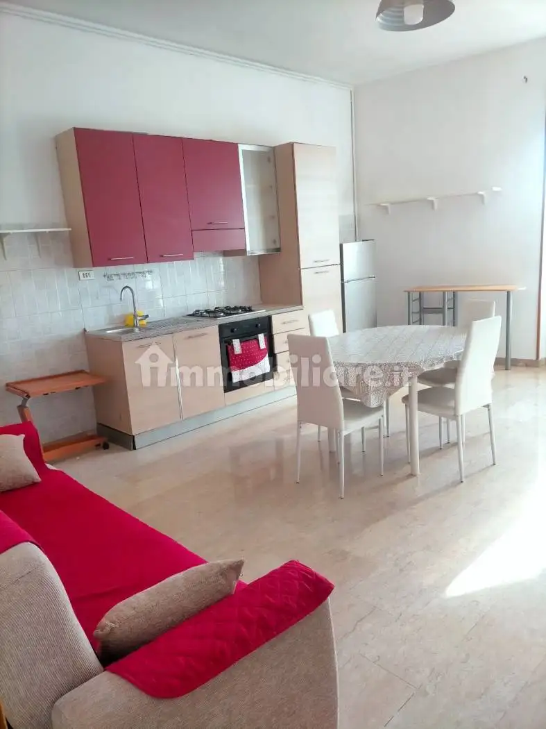 Appartamento via Duca d'Aosta 14, Semicentro, Campobasso - foto 3