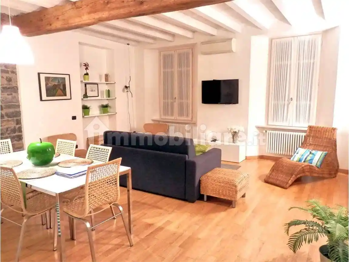 Appartamento in affitto a Como