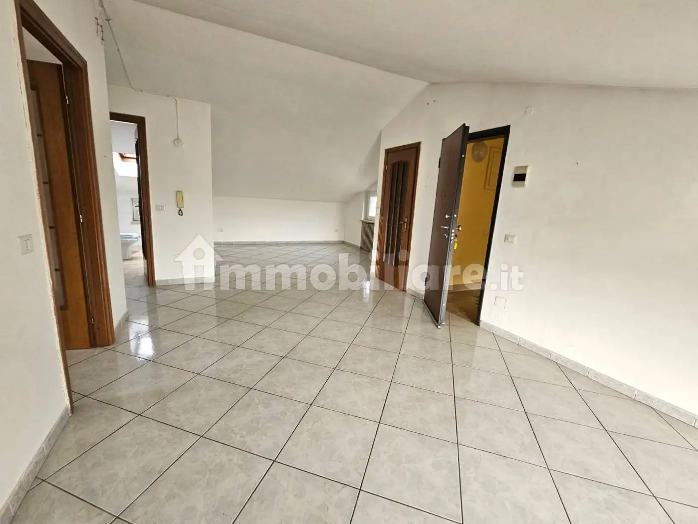 Trilocale via 25 Aprile 12, Centro, Bene Vagienna - foto 4