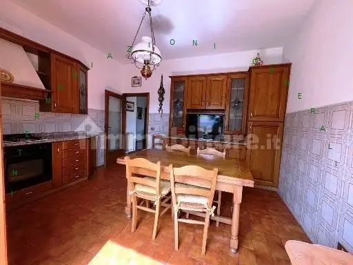 Appartamento via Leonardo Da Vinci 78, Centro, Borgo San Lorenzo - foto 2