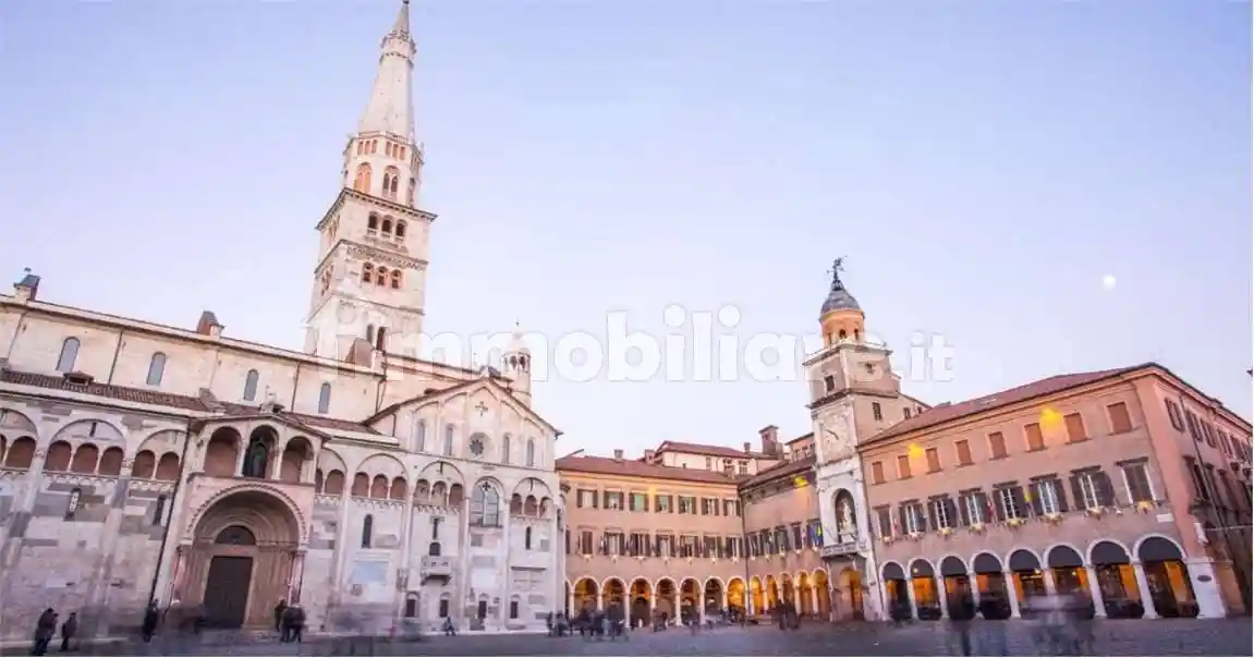 Appartamento in vendita a Modena