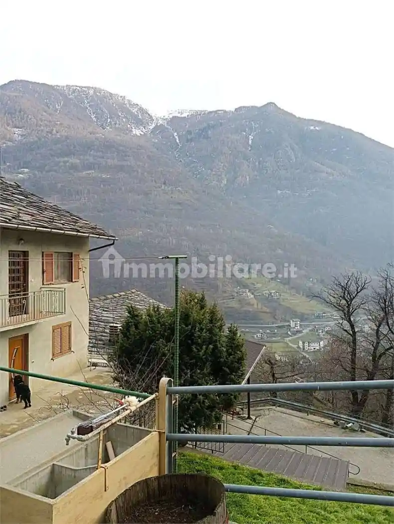 Villa unifamiliare frazione Chamioux, Perloz - foto 2