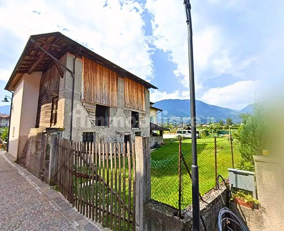 Casale via Armando Diaz, 8, Borgo Valsugana - foto 3