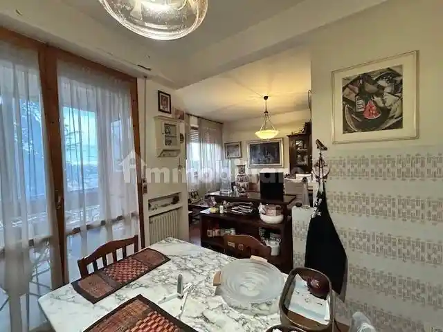 Trilocale buono stato, quarto piano, Fiera Vecchia, Rimini - foto 2