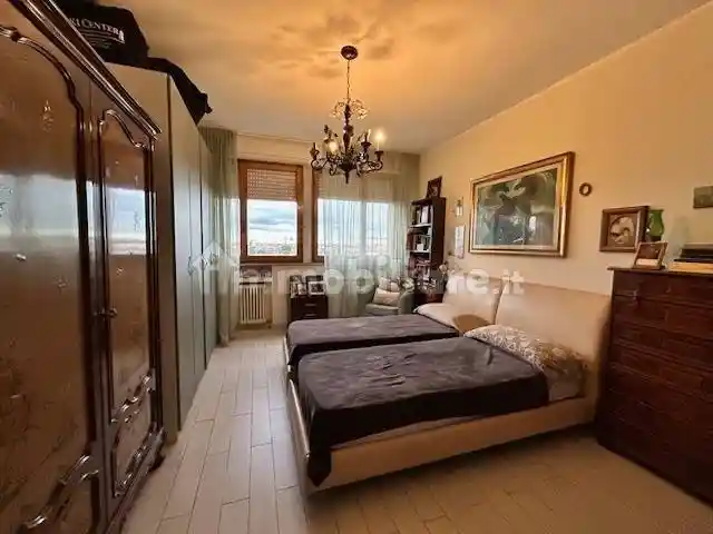 Trilocale buono stato, quarto piano, Fiera Vecchia, Rimini - foto 3