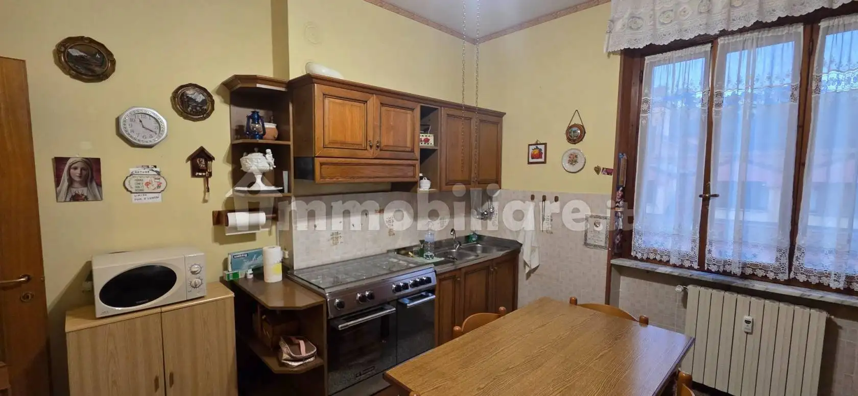 Trilocale viale Indipendenza, Canelli - foto 3