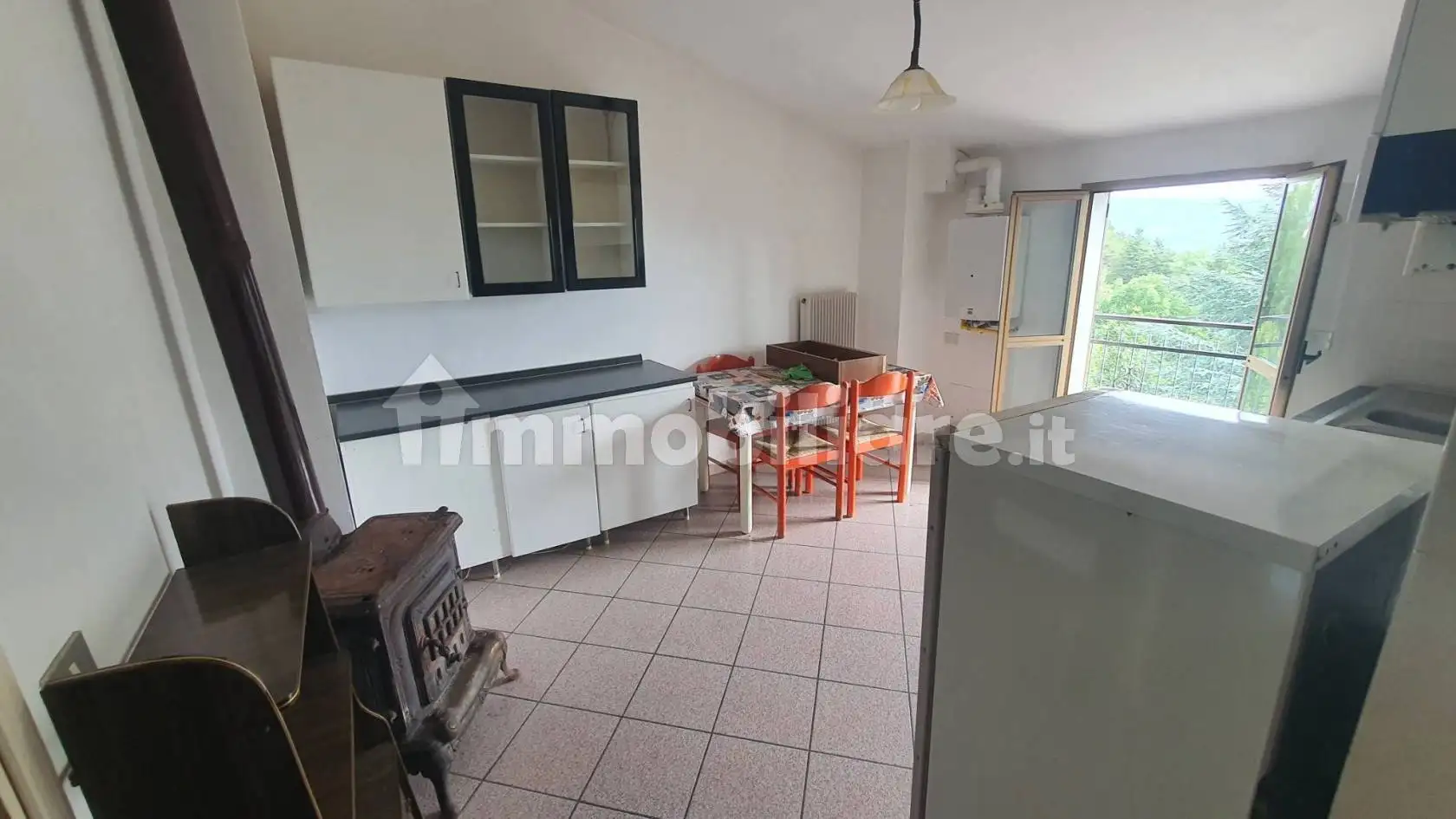 Trilocale via Colombaiola, Borgo Capanne, Alto Reno Terme - foto 4