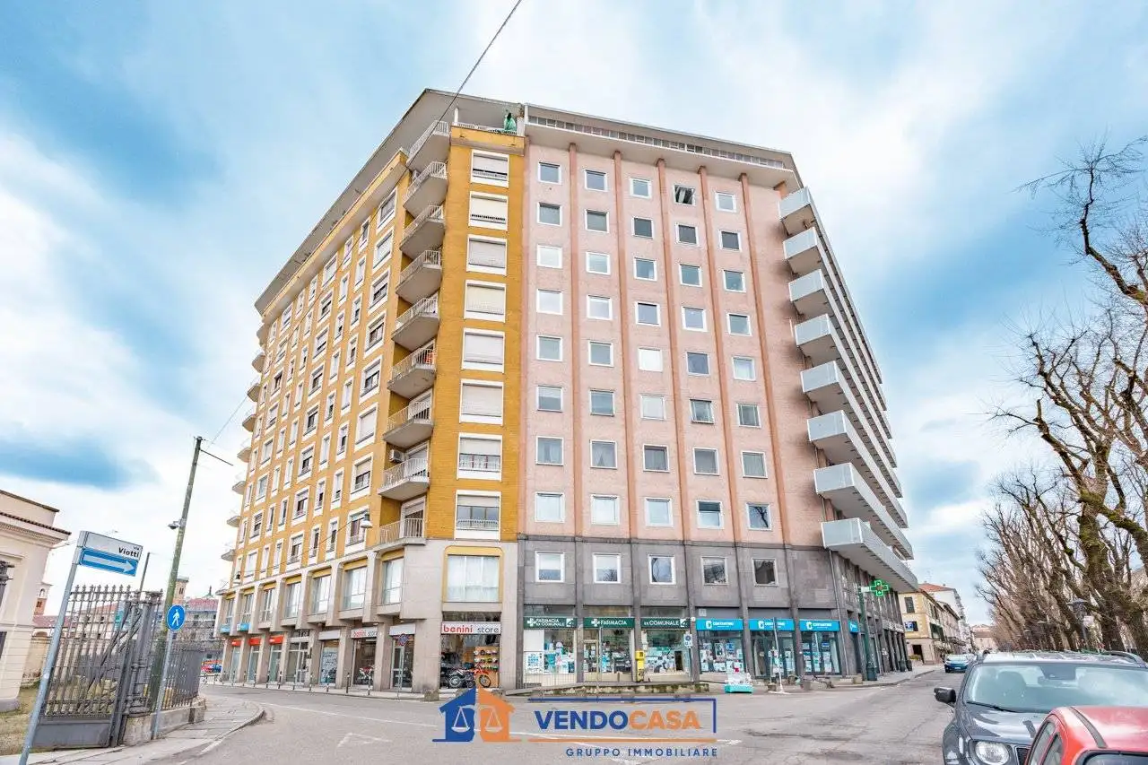 Appartamento in vendita a Vercelli