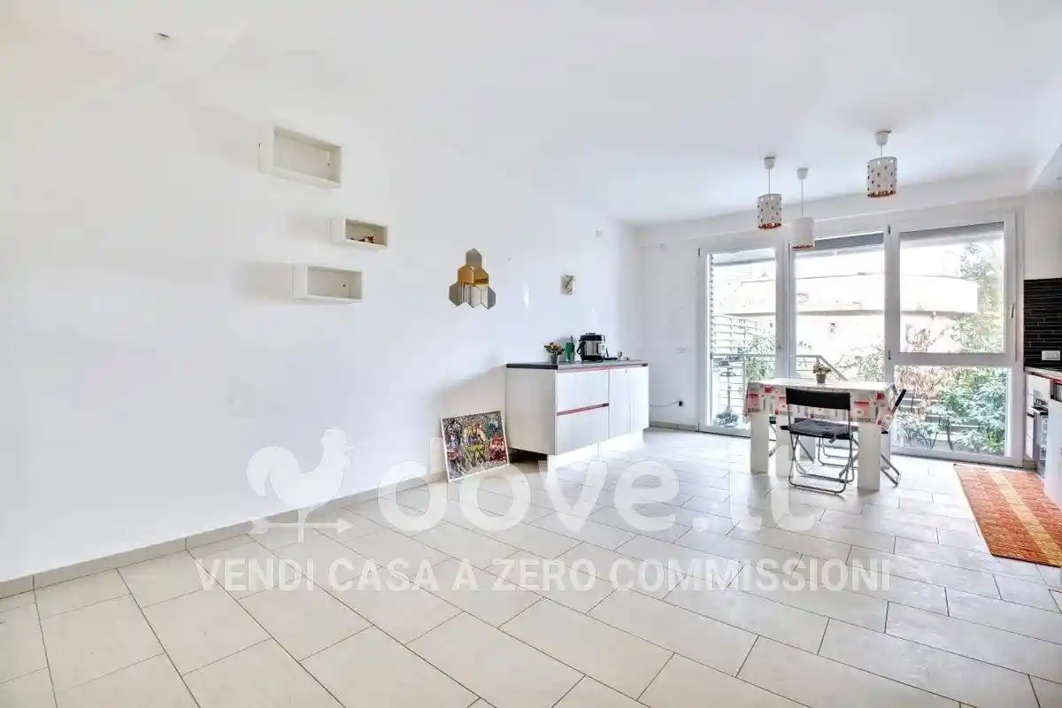 Trilocale via Vicolungo 26, Torresina, Roma - foto 5