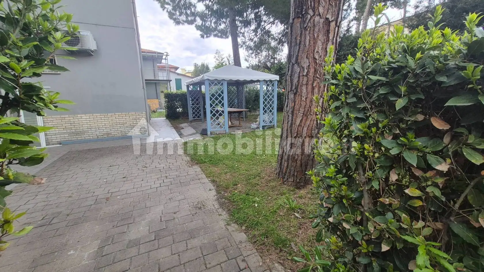 Appartamento in affitto a Pietrasanta