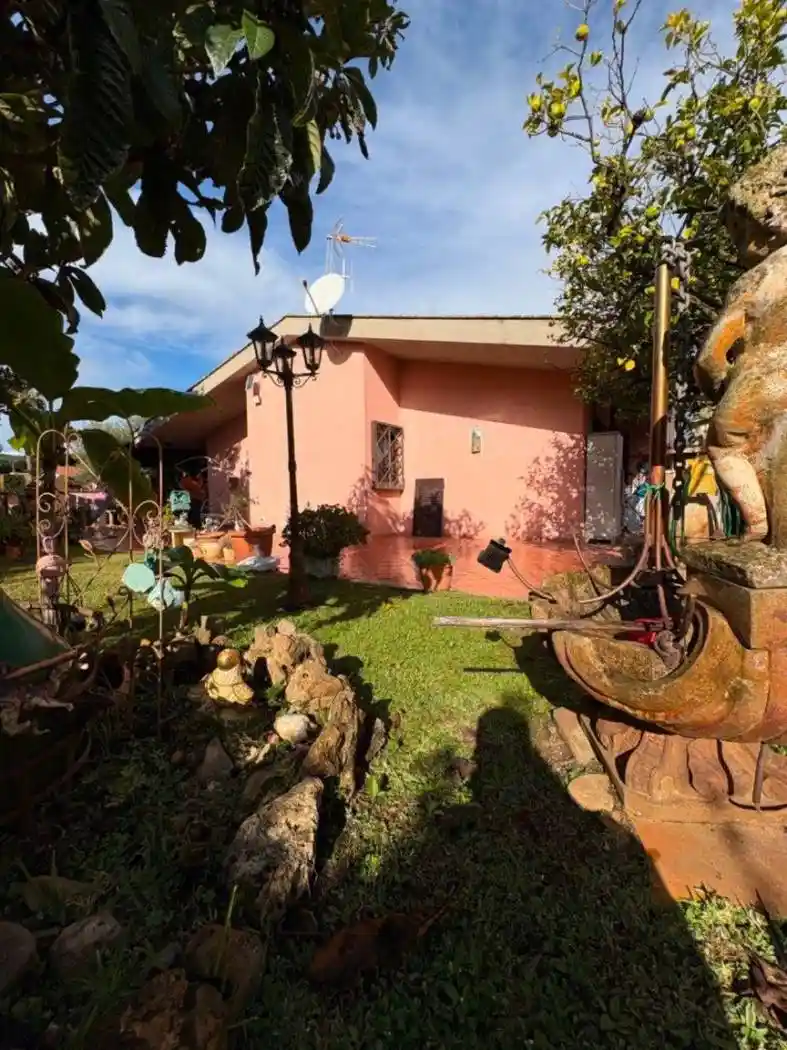 Villa in vendita a Fondi