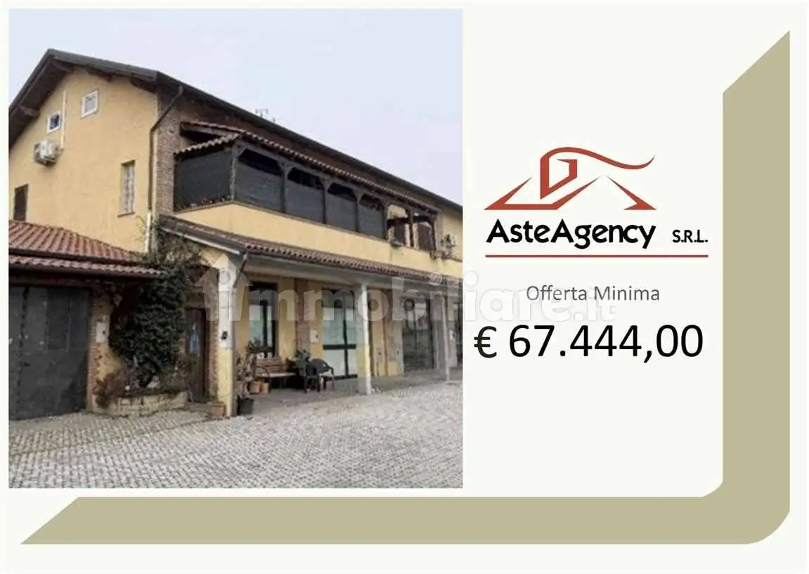 Appartamento in asta a Castello d'Agogna