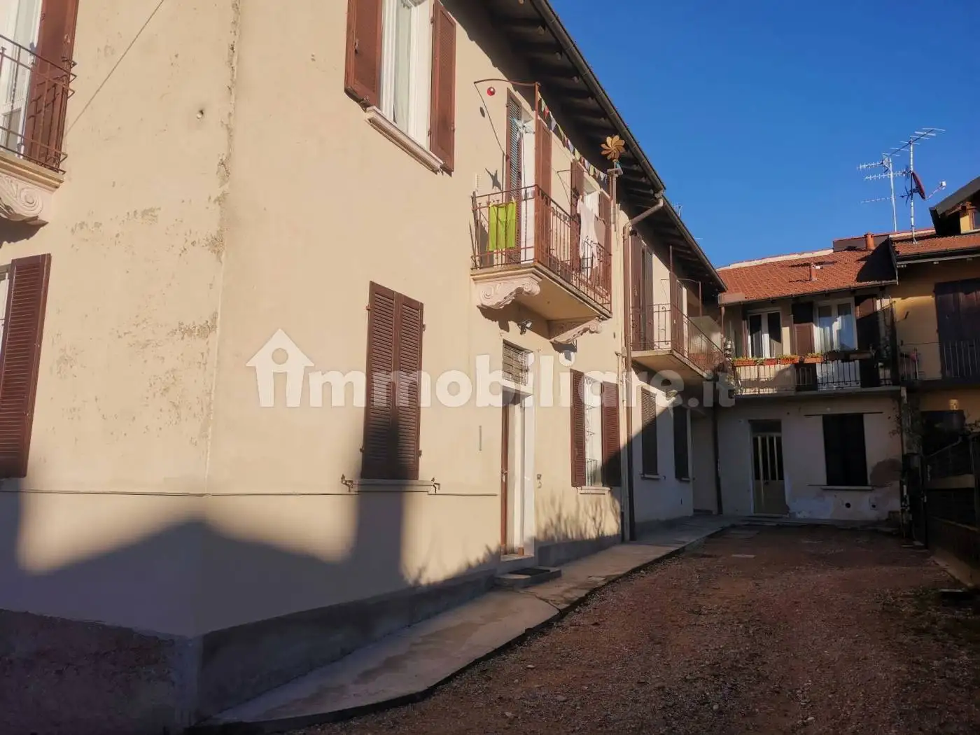 Trilocale via Giuseppe Mazzini, Buguggiate - foto 2