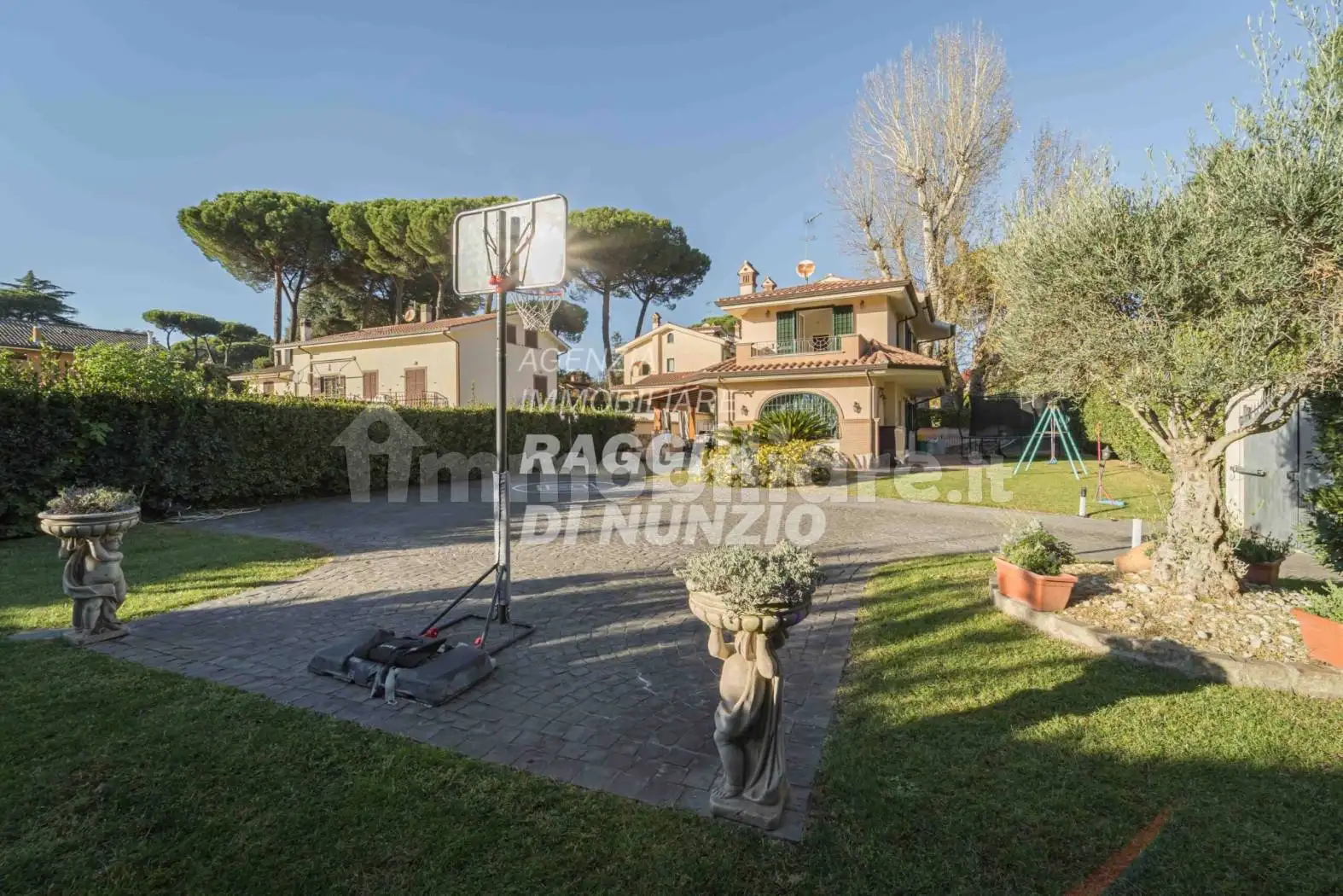 Villa in vendita a Grottaferrata