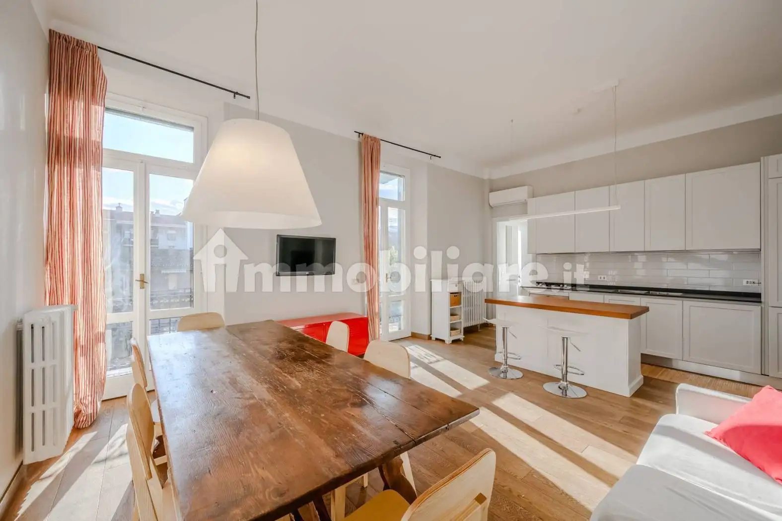 Appartamento in affitto a Arona