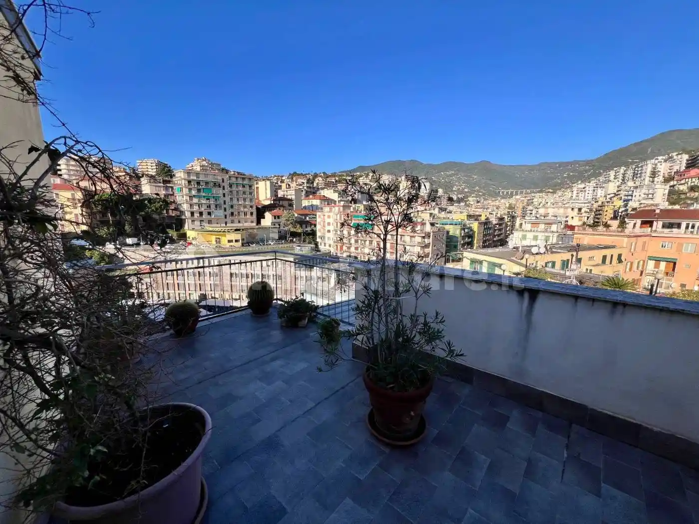 Quadrilocale da ristrutturare, ottavo piano, Centro Storico, Sanremo - foto 3