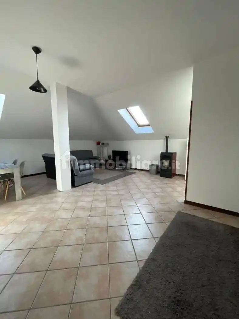 Mansarda buono stato, 60 m², Cittadella - Colle Aperto, Mantova - foto 2