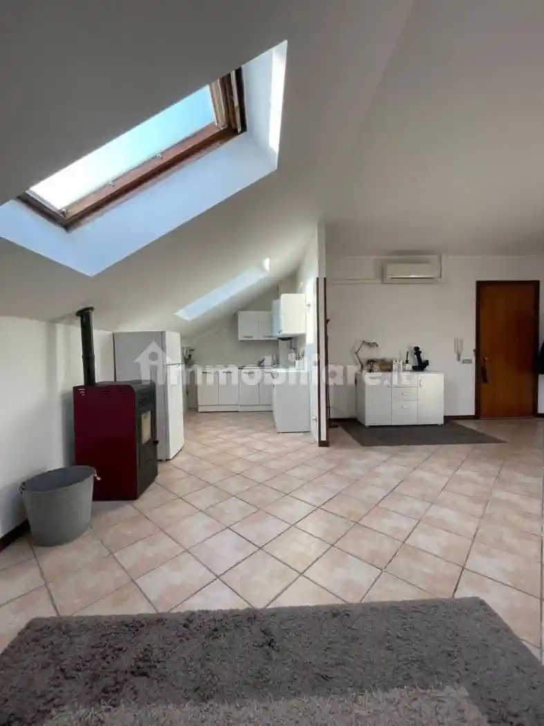 Mansarda buono stato, 60 m², Cittadella - Colle Aperto, Mantova - foto 3