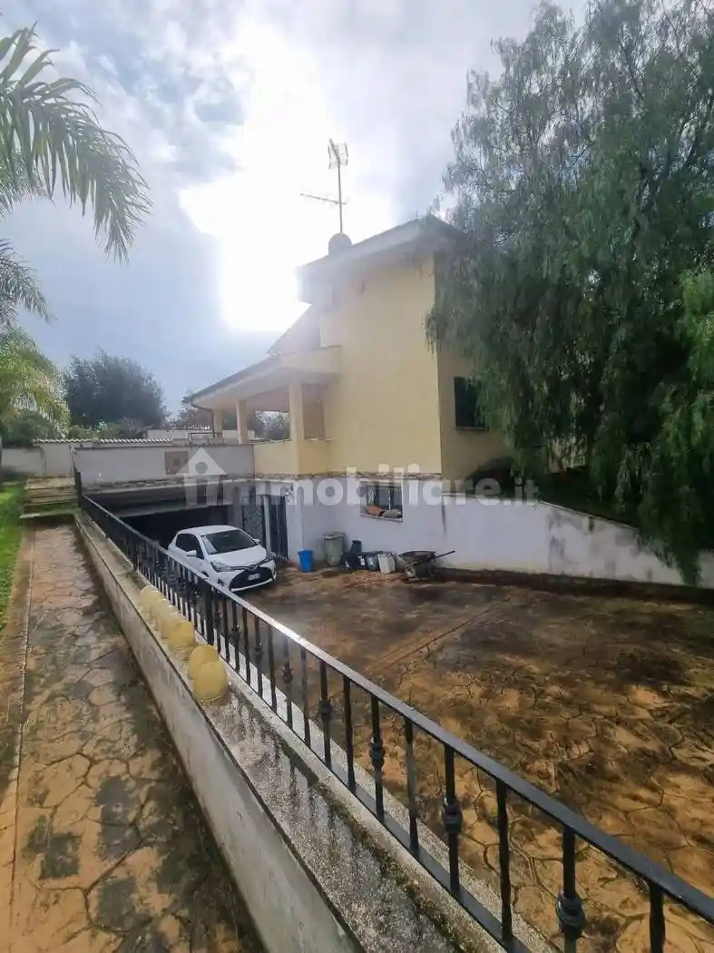 Villa in vendita a Nettuno