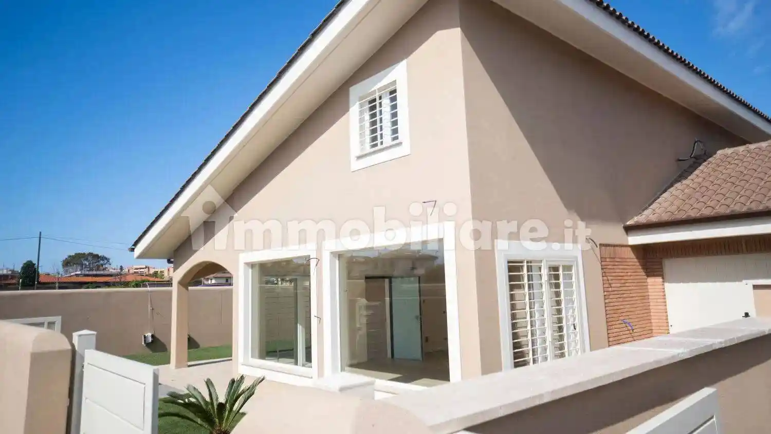 Villa unifamiliare via Miglioramento, 192, Rinascimento, Anzio - foto 2