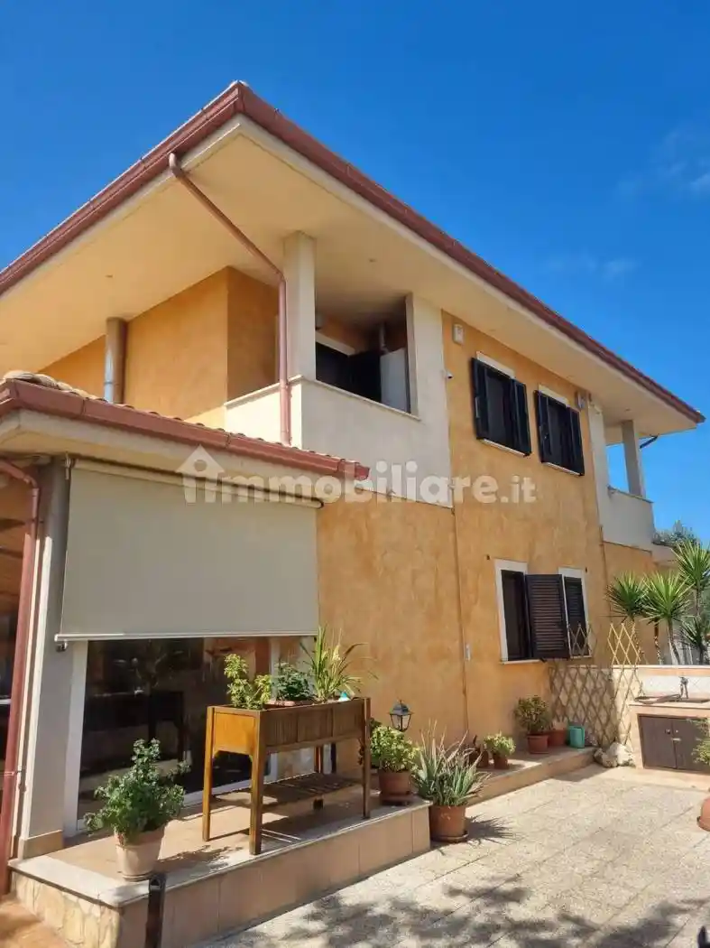 Villa unifamiliare via Miglioramento, 220, Rinascimento, Anzio - foto 2