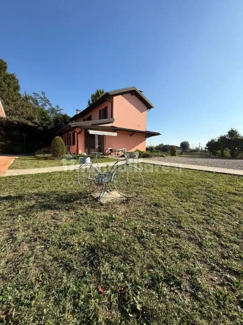 Villa bifamiliare via Montecarbone, Sasso Morelli, Sesto Imolese, Imola - foto 2