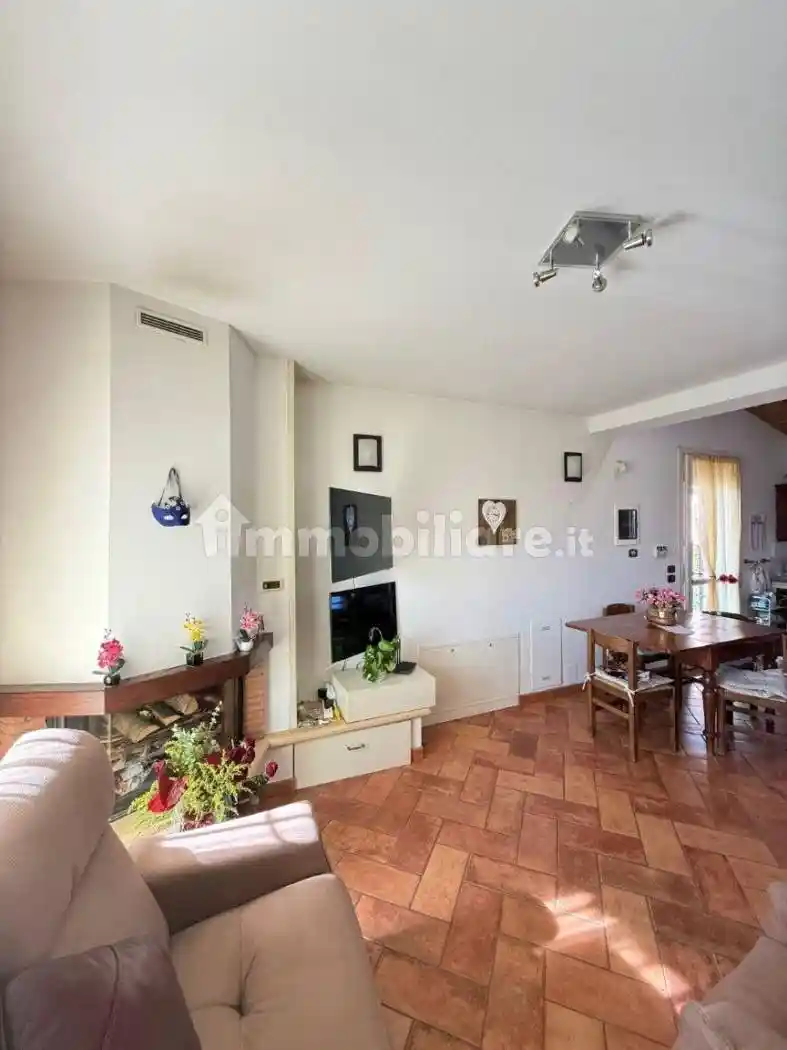 Villa bifamiliare via Montecarbone, Sasso Morelli, Sesto Imolese, Imola - foto 5