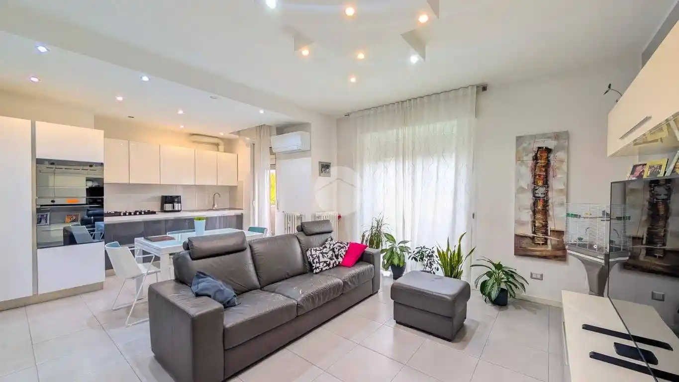 Trilocale via Zante 30, Quartiere Forlanini, Milano - foto 2