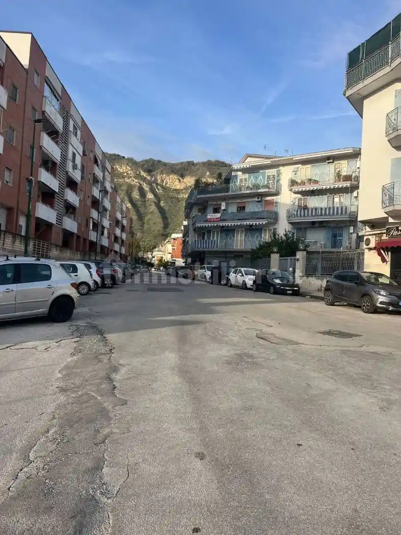 Quadrilocale via Vicinale Croce di Piperno 44, Soccavo, Napoli - foto 3