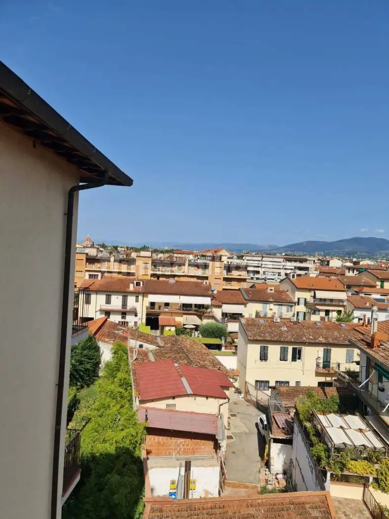 Appartamento in affitto a Firenze