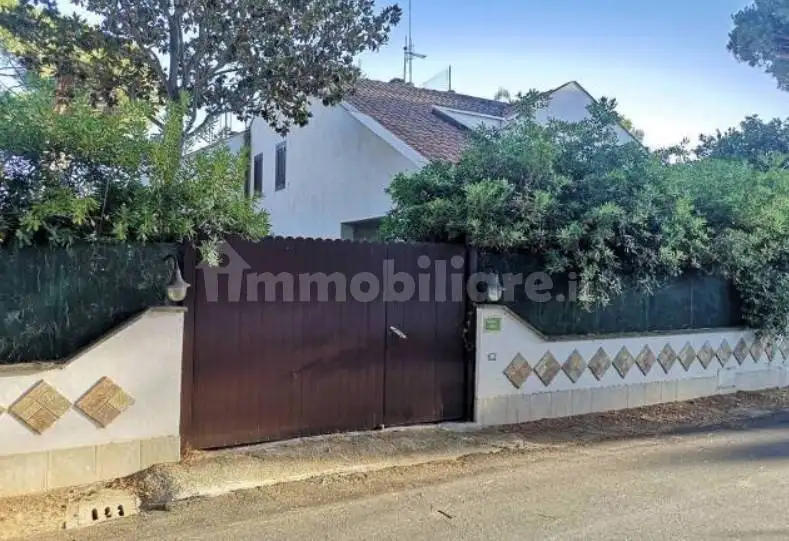 Villa in asta a Tarquinia