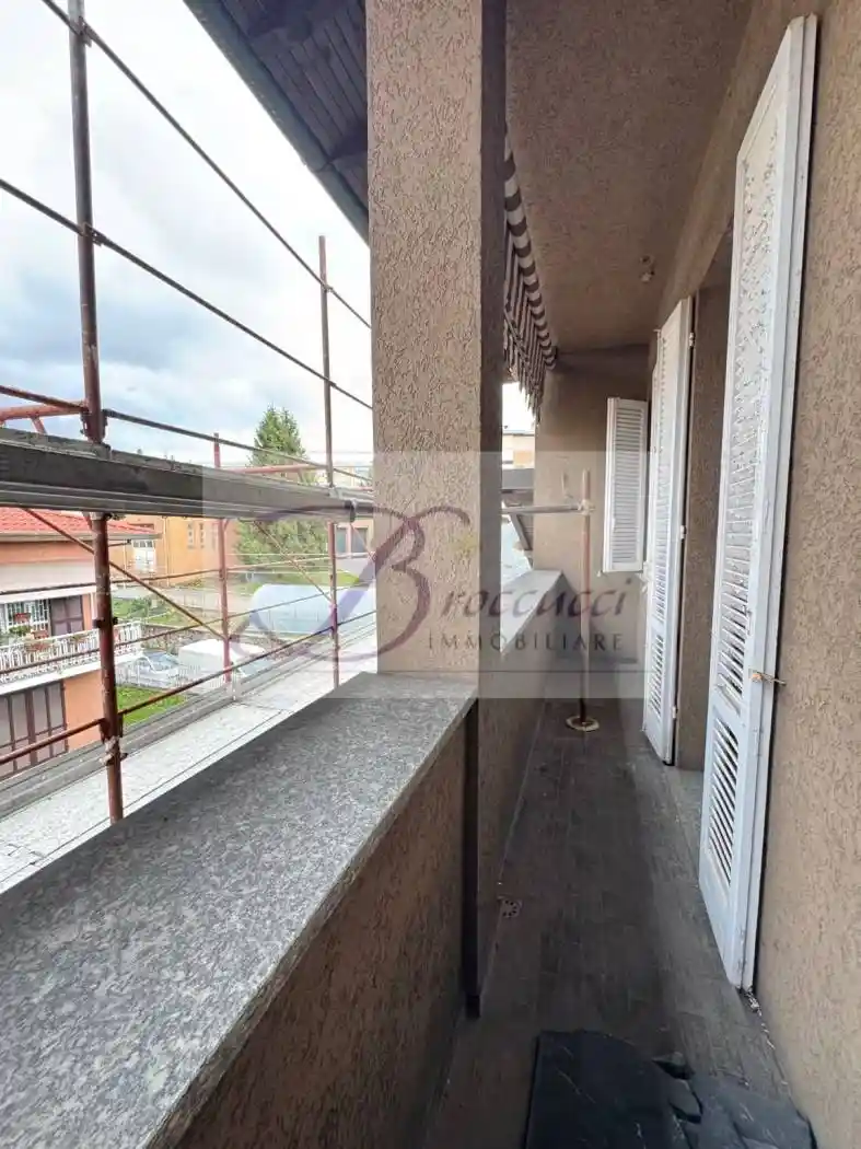 Trilocale buono stato, secondo piano, Casbeno, Varese - foto 4