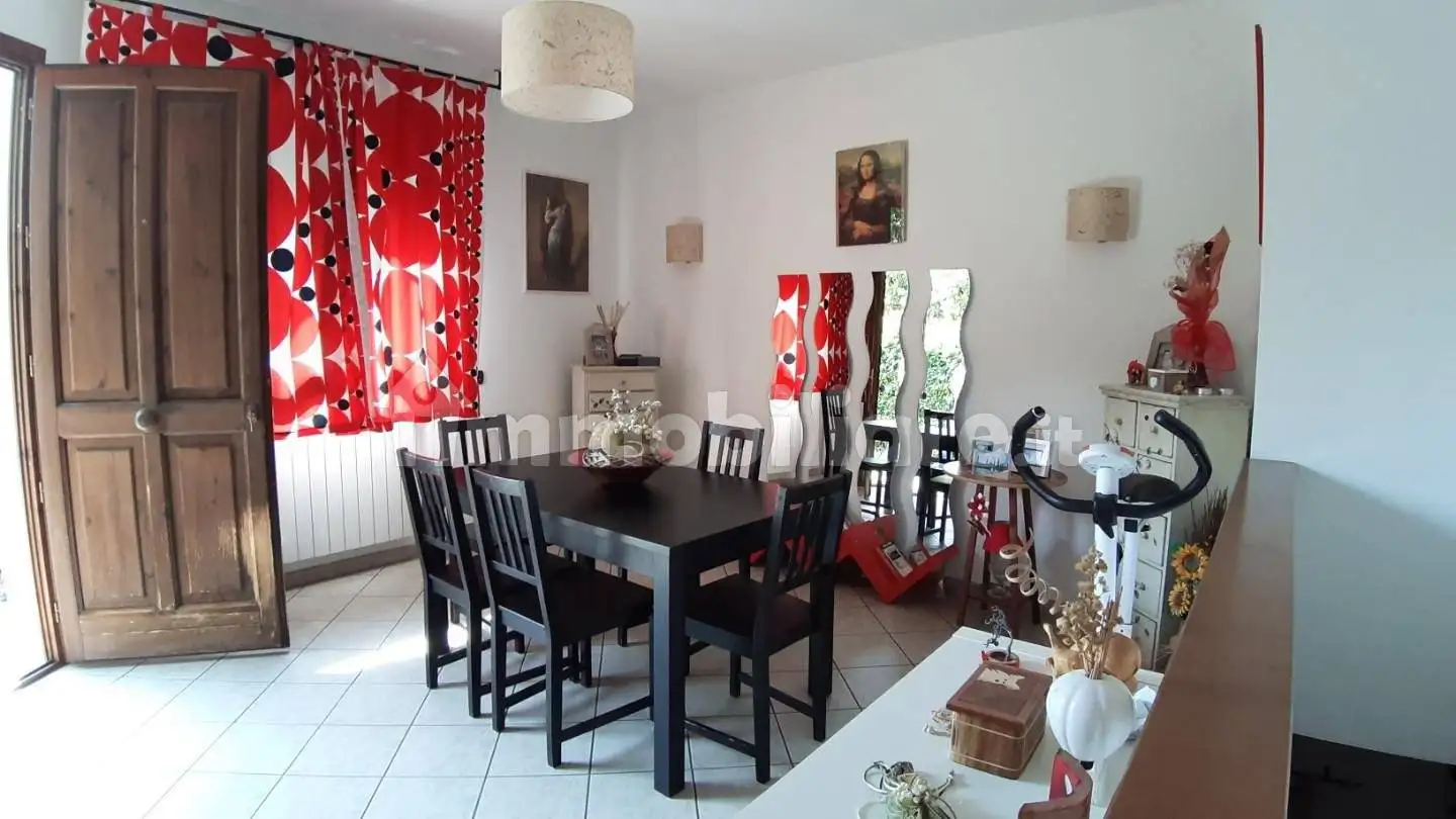 Appartamento buono stato, piano terra, Capraia e Limite - foto 4