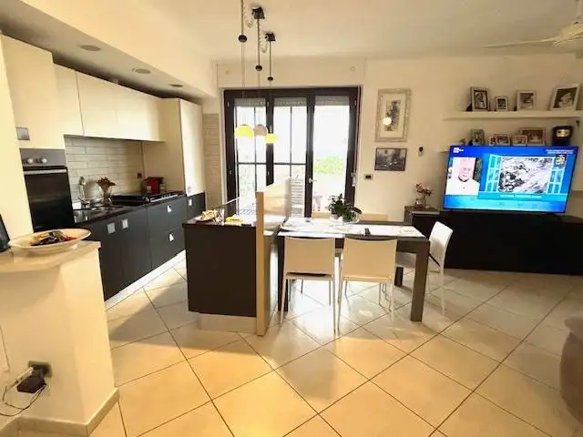 Trilocale via Tirino 35, Città Sant'Angelo - foto 4