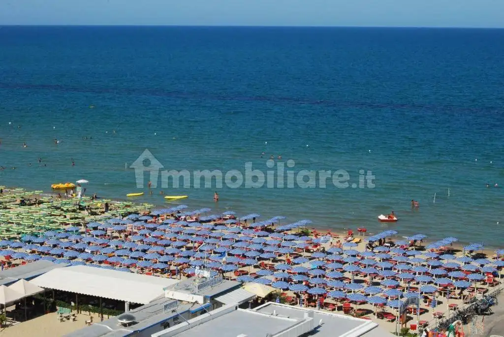 Palazzo - Edificio in vendita a Pesaro