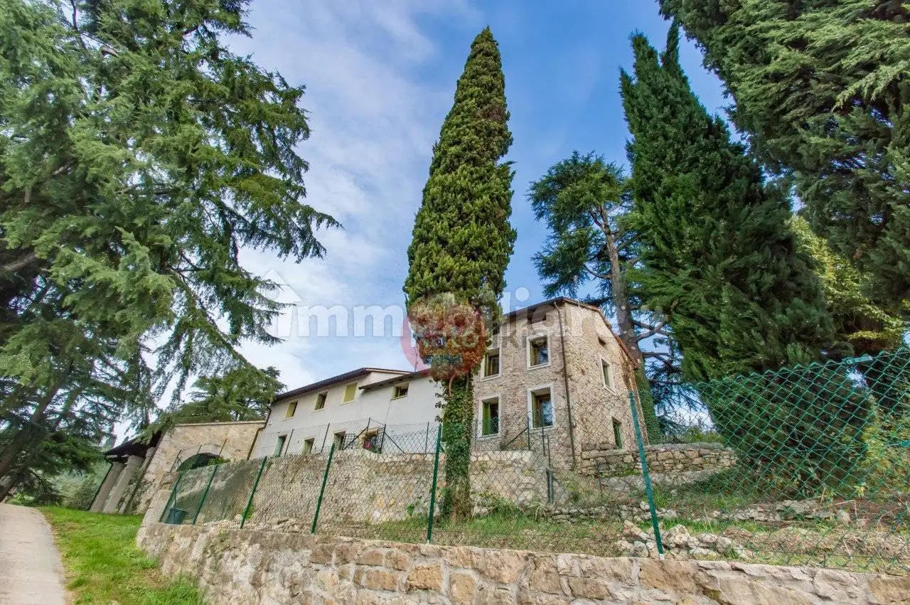 Rustico - Casale in affitto a Creazzo
