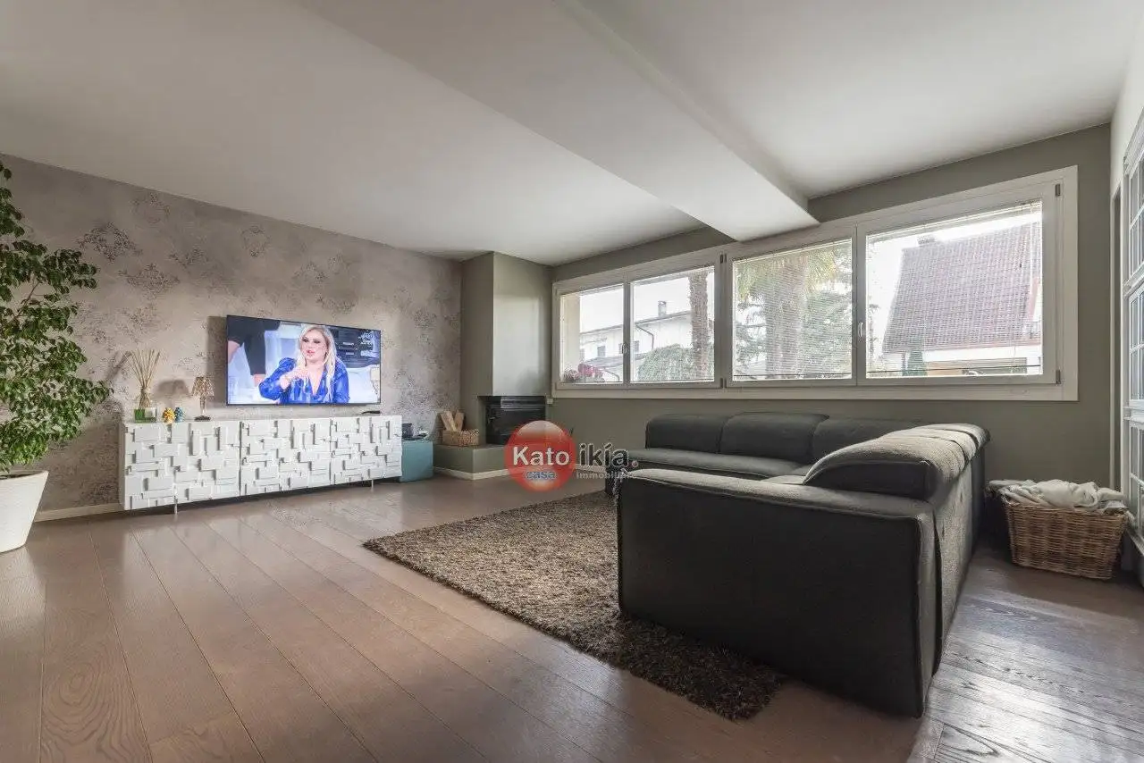 Villa bifamiliare, ottimo stato, 300 m², Centro, Creazzo - foto 4