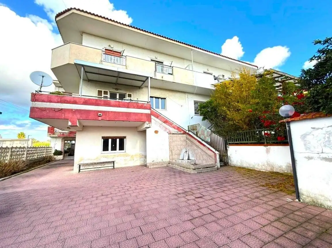 Villa in vendita a Bacoli