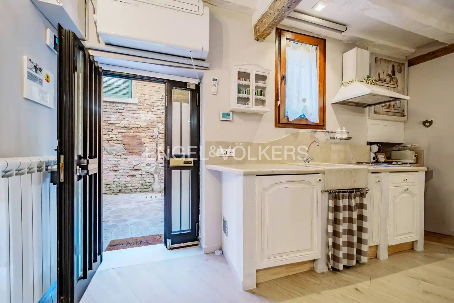 Bilocale Calle Drio el Paludo, Arsenale - Giardini della Biennale, Venezia - foto 3