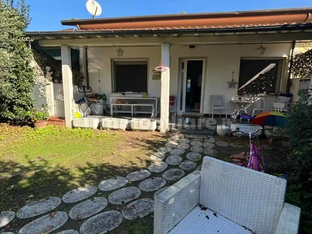 Villa in vendita a Pietrasanta