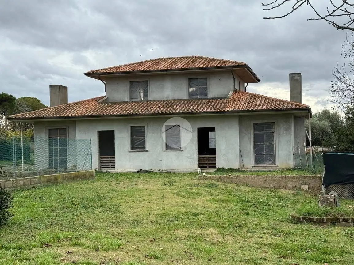 Casa indipendente in vendita a Fano