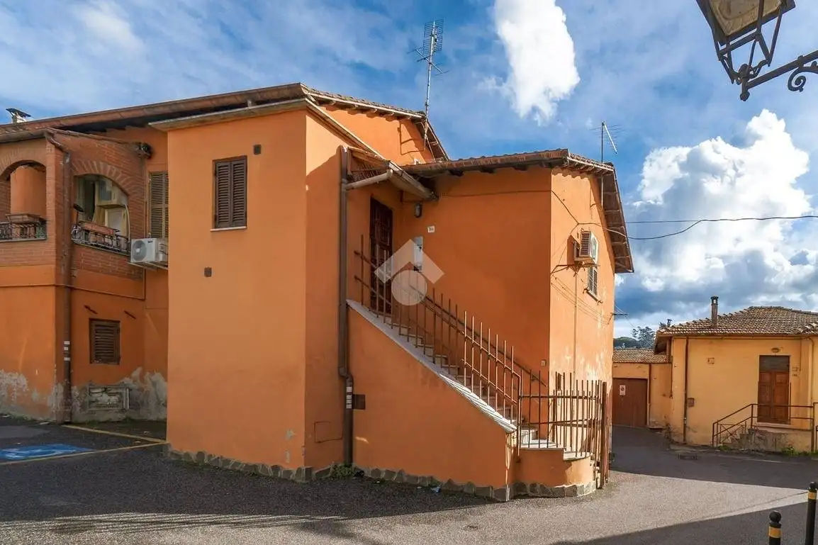 Appartamento in vendita a Grottaferrata