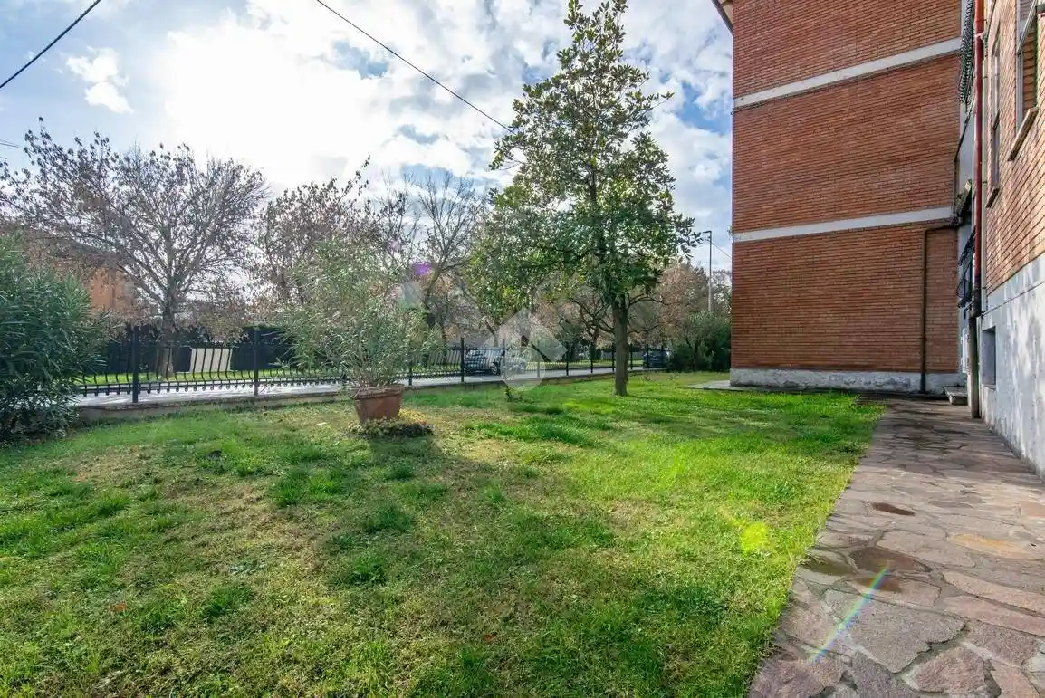 Trilocale via Luigi Passega 37, Aeroporto, Ferrara - foto 2